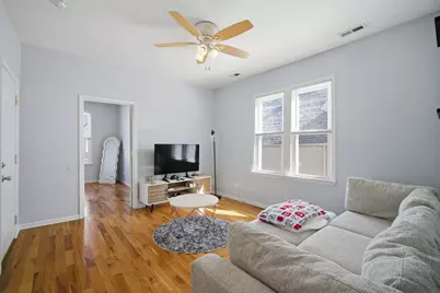 3645 W McLean Avenue #2, Chicago, IL 60647 - Photo 4