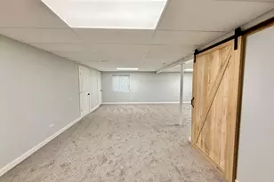 1167 Kingsley Ln, Aurora, IL 60505 - Photo 38