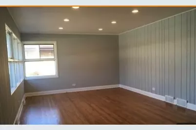 7425 Lake Street, Morton Grove, IL 60053 - Photo 4