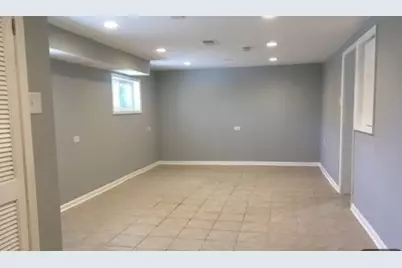 7425 Lake Street, Morton Grove, IL 60053 - Photo 10