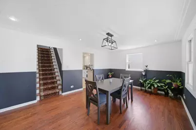 251 N Michigan Avenue, Villa Park, IL 60181 - Photo 10