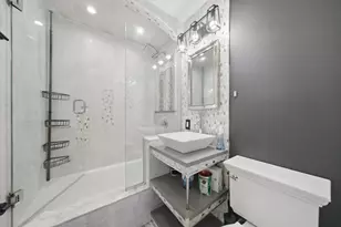 251 N Michigan Ave, Villa Park, IL 60181 - Photo 12