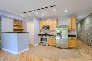 3100 W Addison St, Chicago, IL 60618 - Photo 8