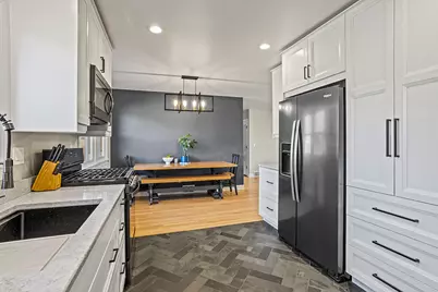 17528 Woodbrook Lane, Lockport, IL 60441 - Photo 6