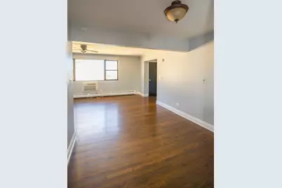 9016 Lamon Avenue #2N, Skokie, IL 60077 - Photo 6