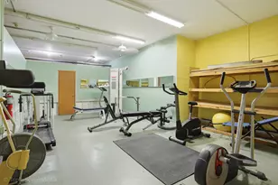 1043 S York Rd, Bensenville, IL 60106 - Photo 18