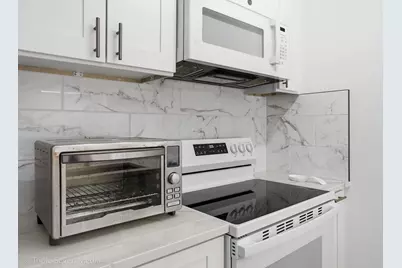 1043 S York Road #402, Bensenville, IL 60106 - Photo 6