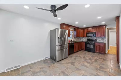 [Address not provided], Chicago, IL 60633 - Photo 12