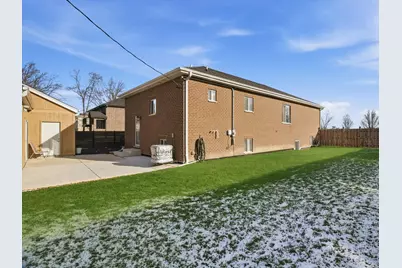 8566 S 83rd Avenue, Hickory Hills, IL 60457 - Photo 40