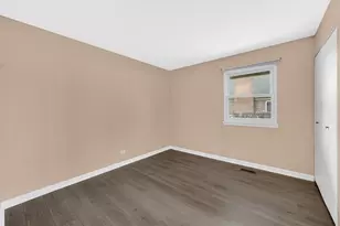12 Aberdeen Ct, Schaumburg, IL 60194 - Photo 16