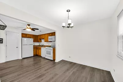 12 Aberdeen Court #Z1, Schaumburg, IL 60194 - Photo 8