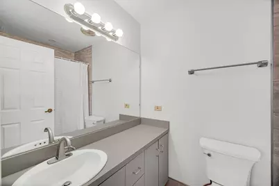 [Address not provided], Lisle, IL 60532 - Photo 12