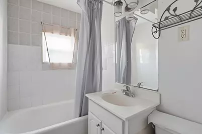 10046 S Commercial Avenue, Chicago, IL 60617 - Photo 4