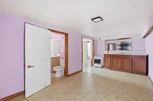 10046 S Commercial Ave, Chicago, IL 60617 - Photo 18