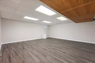 2725 Springdale Cir, Naperville, IL 60564 - Photo 32