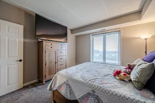 12900 W Heiden Cir, Lake Bluff, IL 60044 - Photo 20