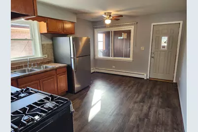 1018 S 11th Avenue #2, Maywood, IL 60153 - Photo 12