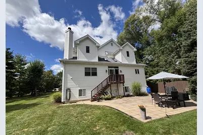 2S590 Seraph Holmes Court, Warrenville, IL 60555 - Photo 14