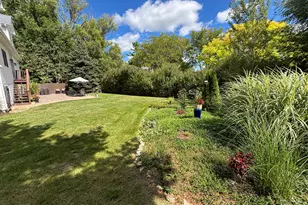 2S590 Seraph Holmes Ct, Warrenville, IL 60555 - Photo 10