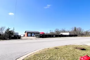 394 E Glenwood Dyer Rd, Glenwood, IL 60425 - Photo 18