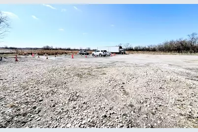 394 E Glenwood Dyer Road, Glenwood, IL 60425 - Photo 1