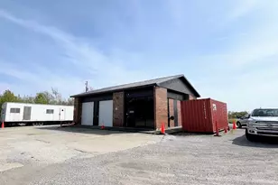 394 E Glenwood Dyer Rd, Glenwood, IL 60425 - Photo 22