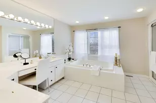 1563 Suzann Terrace, Northbrook, IL 60062 - Photo 30