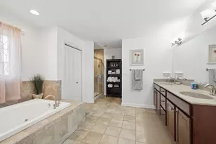 2067 Edgeview Dr, New Lenox, IL 60451 - Photo 16