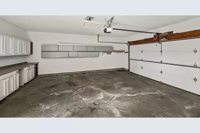 13055 W 28th Street, Zion, IL 60099 - Photo 32