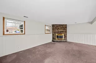 13055 W 28th St, Zion, IL 60099 - Photo 22