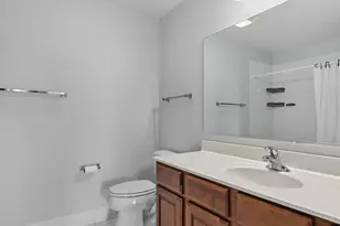 9355 Irving Park Rd, Schiller Park, IL 60176 - Photo 8