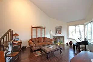 328 Indian Point, Lake Barrington, IL 60010 - Photo 14