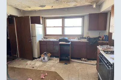 509 N Park Avenue, Aurora, IL 60506 - Photo 2