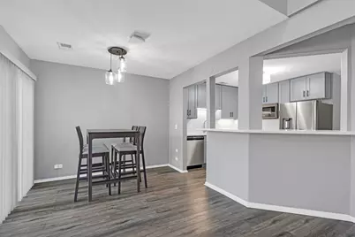 730 Hamilton Circle, Schaumburg, IL 60194 - Photo 4