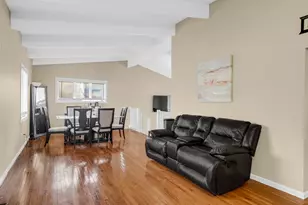 1741 Oak Lane Rd, Flossmoor, IL 60422 - Photo 4