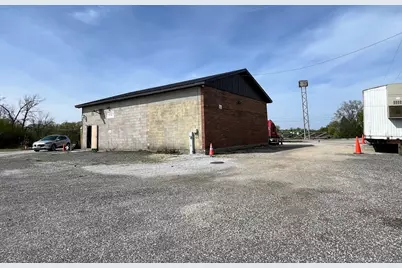 394 E Glenwood Dyer Road, Glenwood, IL 60425 - Photo 20