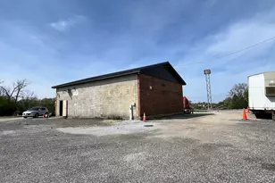 394 E Glenwood Dyer Rd, Glenwood, IL 60425 - Photo 20