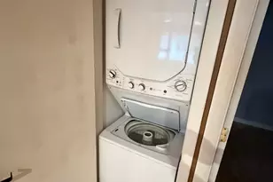 9426 Kelvin Ln, Schiller Park, IL 60176 - Photo 16