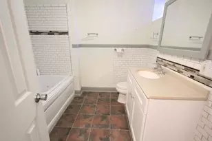 2457 W Adams St, Chicago, IL 60612 - Photo 12