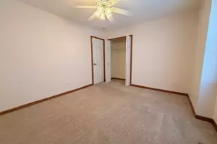 517 E Conley Dr, Elburn, IL 60119 - Photo 14