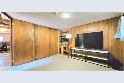2343 Hawthorne Avenue, Westchester, IL 60154 - Photo 16