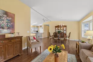 1810 Paddock Ct, Grayslake, IL 60030 - Photo 10