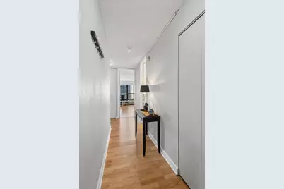 30 E Huron Street #2204, Chicago, IL 60611 - Photo 2