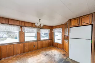 38285 N Sheridan Rd, Beach Park, IL 60087 - Photo 8