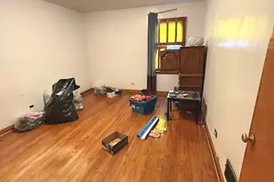 3534 W 72nd St, Chicago, IL 60629 - Photo 8