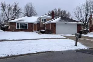 7213 Bateman St, Downers Grove, IL 60516 - Photo 1