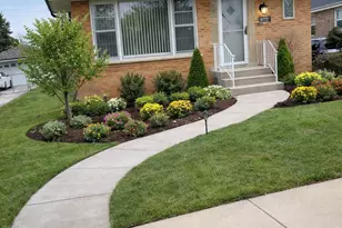 9225 Massasoit Ave, Oak Lawn, IL 60453 - Photo 2