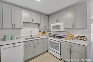 127 Fairlane Ct, Bloomingdale, IL 60108 - Photo 8