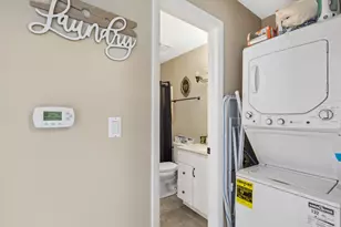 749 Shepard Ct, Gurnee, IL 60031 - Photo 8