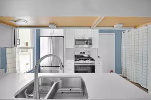 2646 Country Oaks Ct, Aurora, IL 60502 - Photo 6